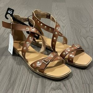 Bundle item- Brown Studded Strappy Flat Sandals – Women’s Size 8.5 (NWT)